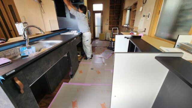 土浦市港町にて一階全面改修工事