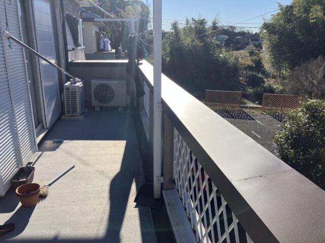 バルコニー笠木　板金交換工事